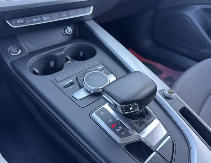 Audi A4 29