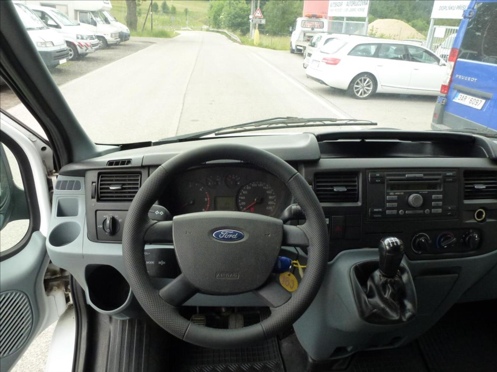 Ford Transit 26