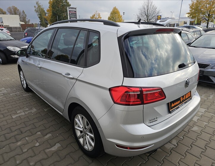 Volkswagen Golf Sportsvan 8