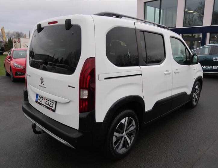 Peugeot Rifter 3
