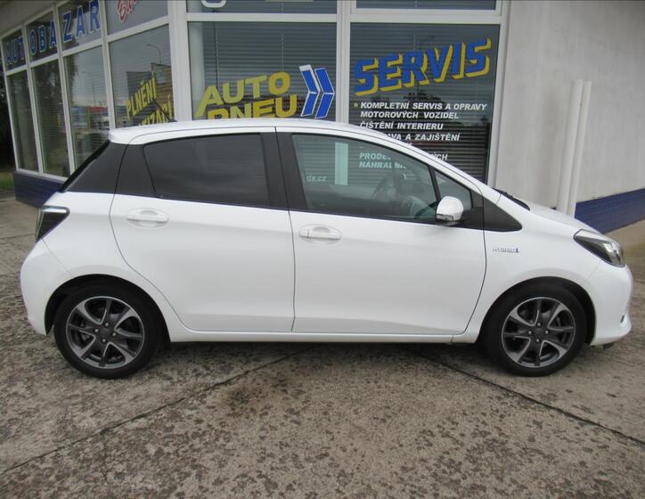 Toyota Yaris 7