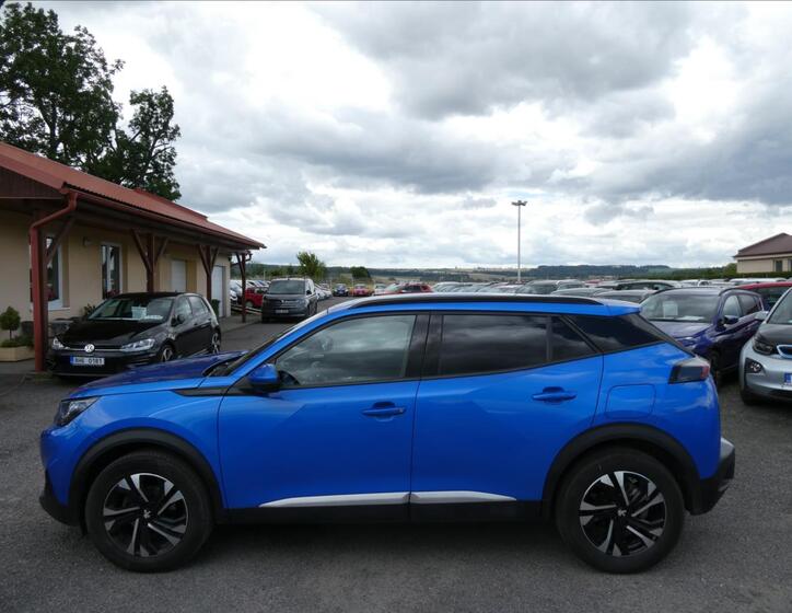 Peugeot 2008 6
