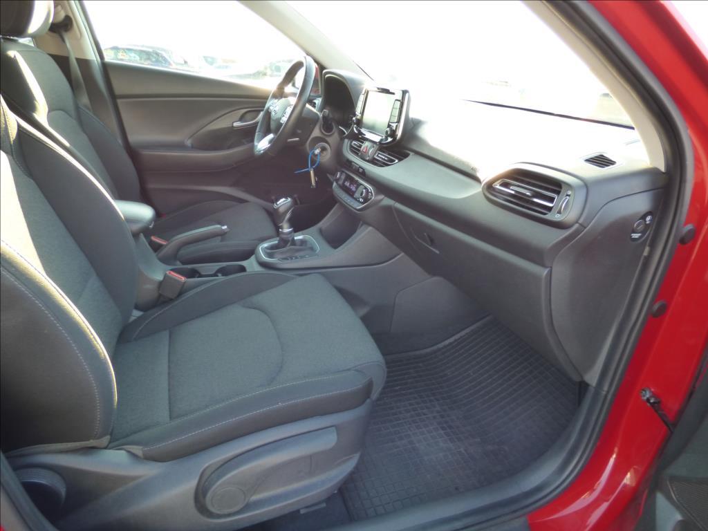 Hyundai i30 54