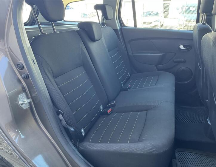 Dacia Logan 15