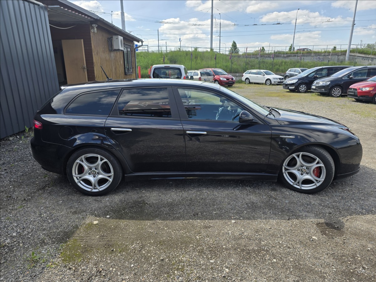 Alfa Romeo 159