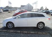 Toyota Avensis 8