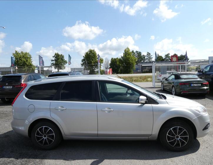 Ford Focus 9