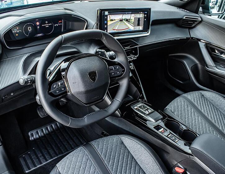 Peugeot 2008 11