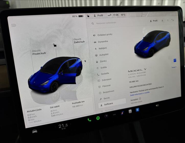 Tesla Model Y 19