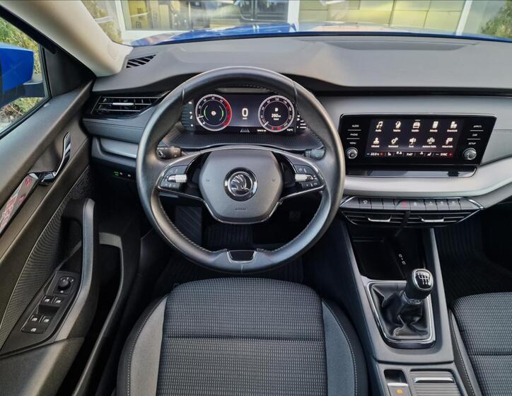 Škoda Octavia 12