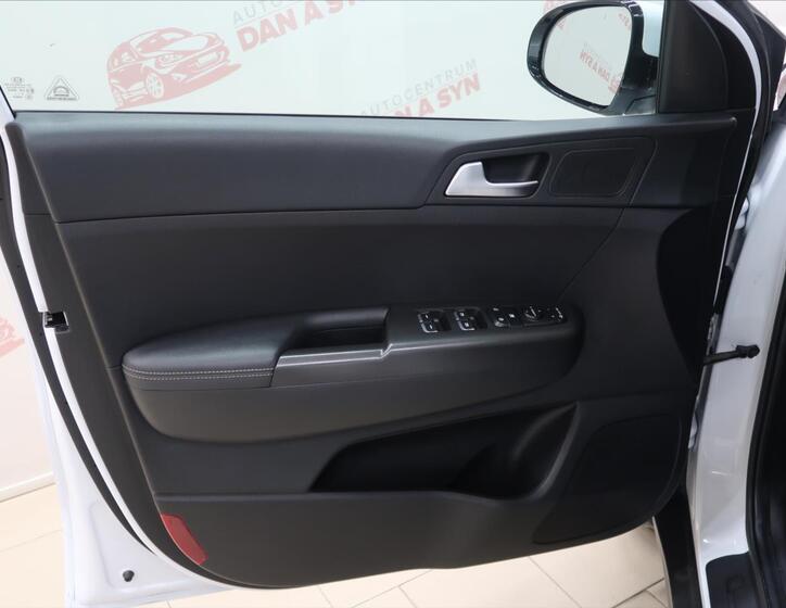 KIA Sportage 10