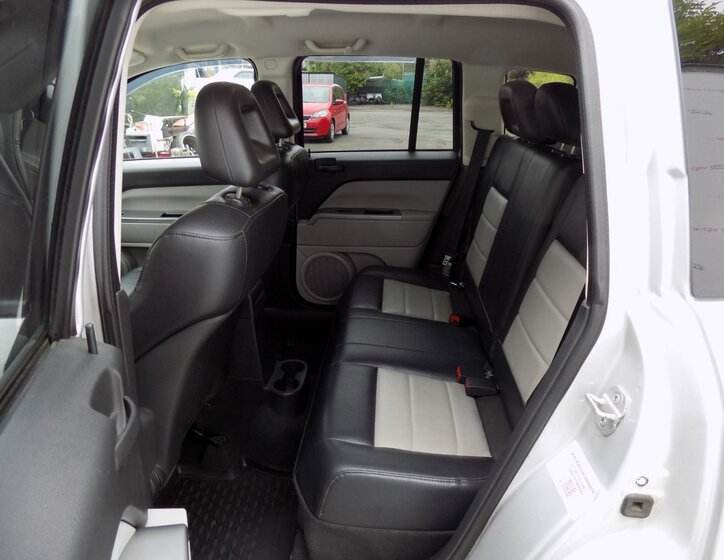Jeep Compass 9