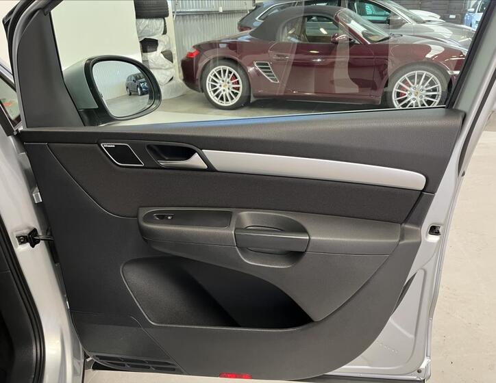 Volkswagen Sharan 26