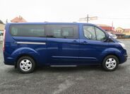 Ford Tourneo Custom 9
