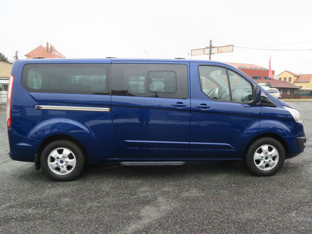 Ford Tourneo Custom