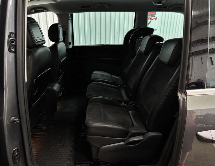 Volkswagen Sharan 34