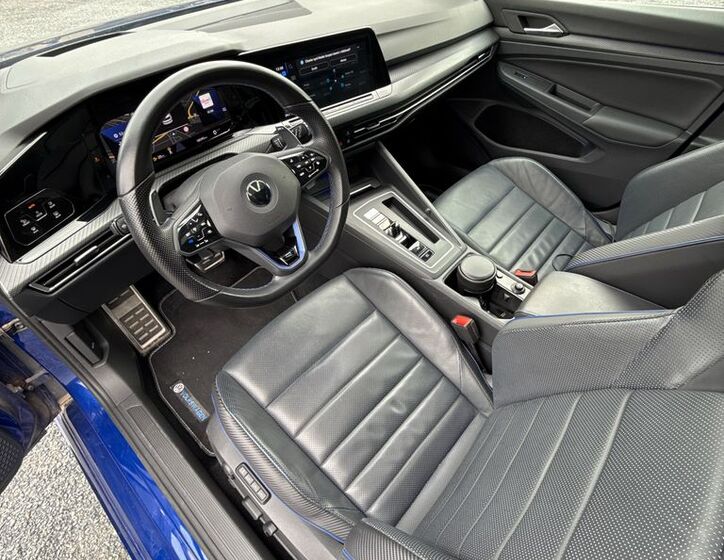 Volkswagen Golf 25