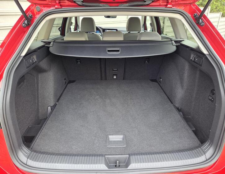 Volkswagen Golf 11