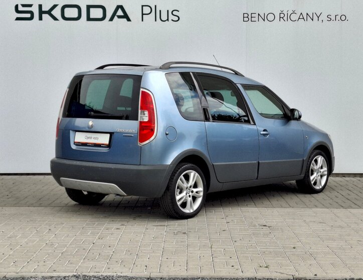 Škoda Roomster 2