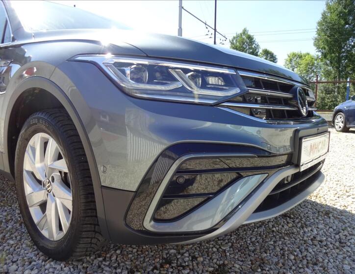 Volkswagen Tiguan 11
