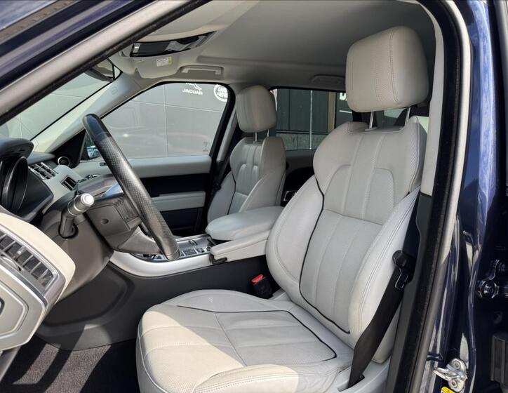 Land Rover Range Rover Sport 11