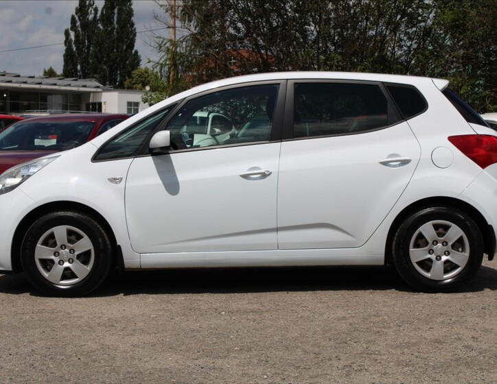 KIA Venga 8