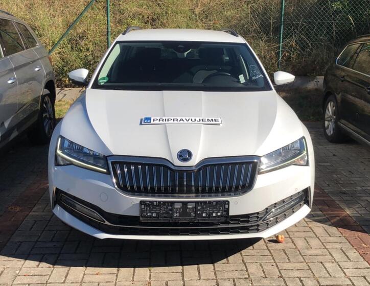 Škoda Superb 1