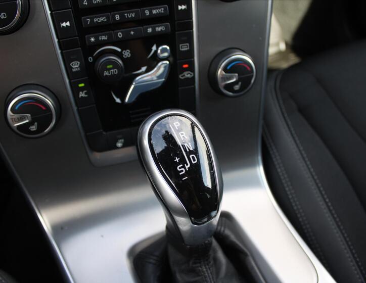 Volvo V60 20