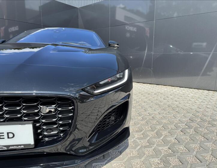 Jaguar F-Type 23