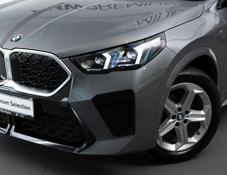 BMW X2 7