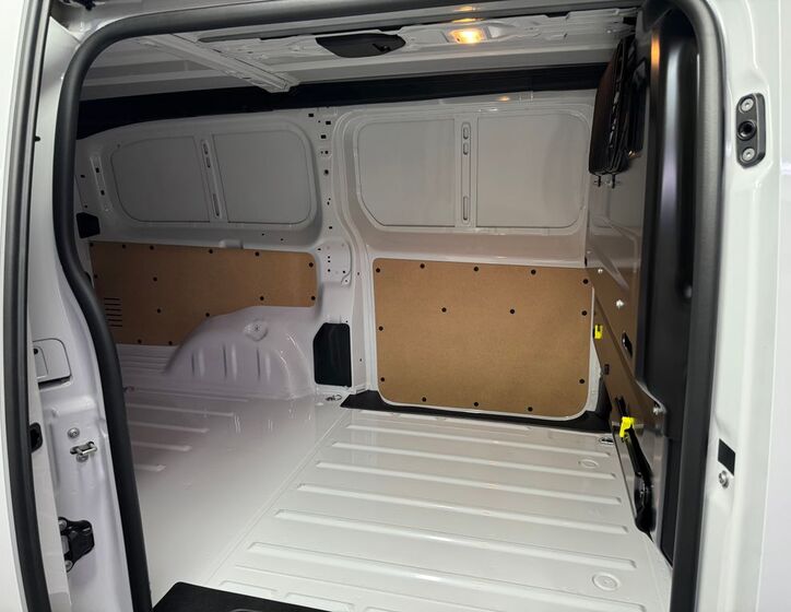 Toyota ProAce 11