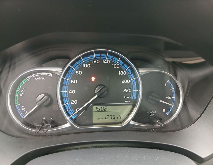 Toyota Yaris 21