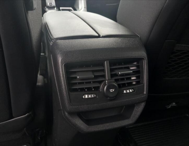 Peugeot 3008 12
