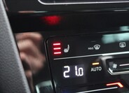 Volkswagen Passat 25