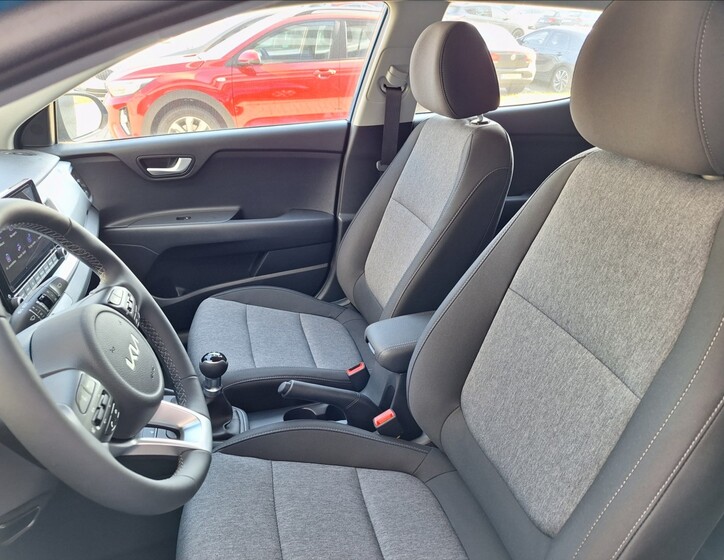 KIA Stonic 9