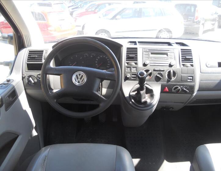 Volkswagen Transporter 13