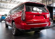 Cadillac Escalade 2