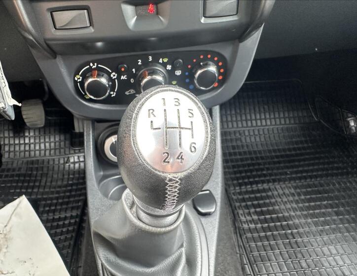 Dacia Duster 19