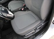 Hyundai i20 15