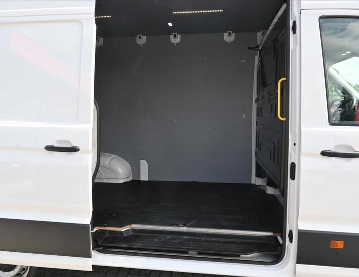 Volkswagen Crafter 28