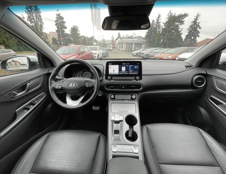 Hyundai Kona 11