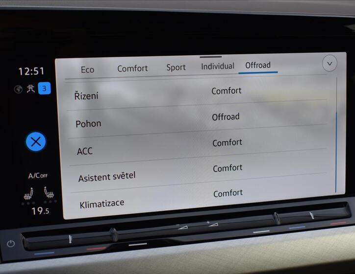 Volkswagen Golf 45