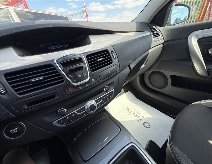 Renault Laguna 14