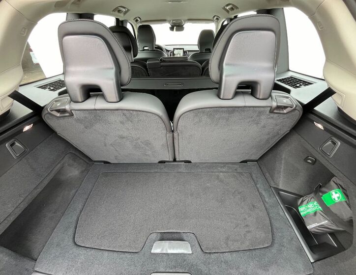 Volvo XC90 4