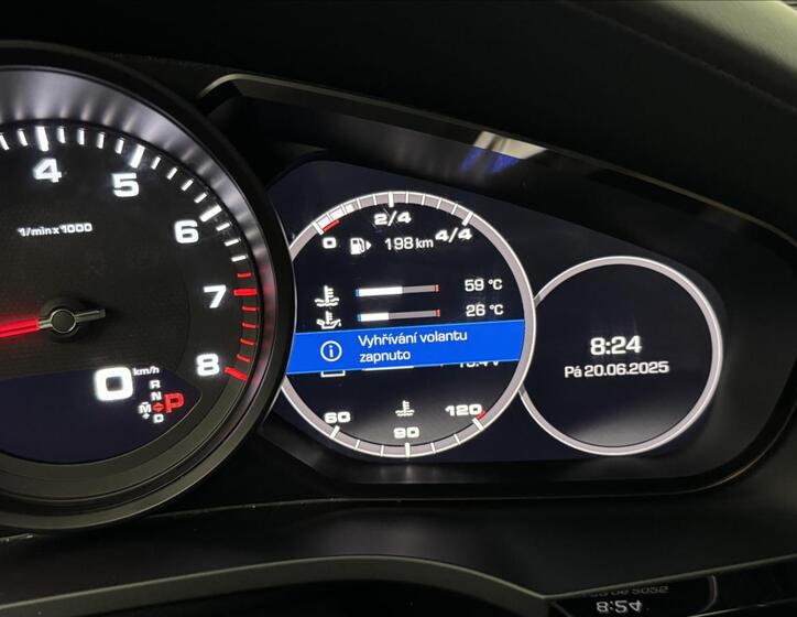 Porsche Cayenne 16