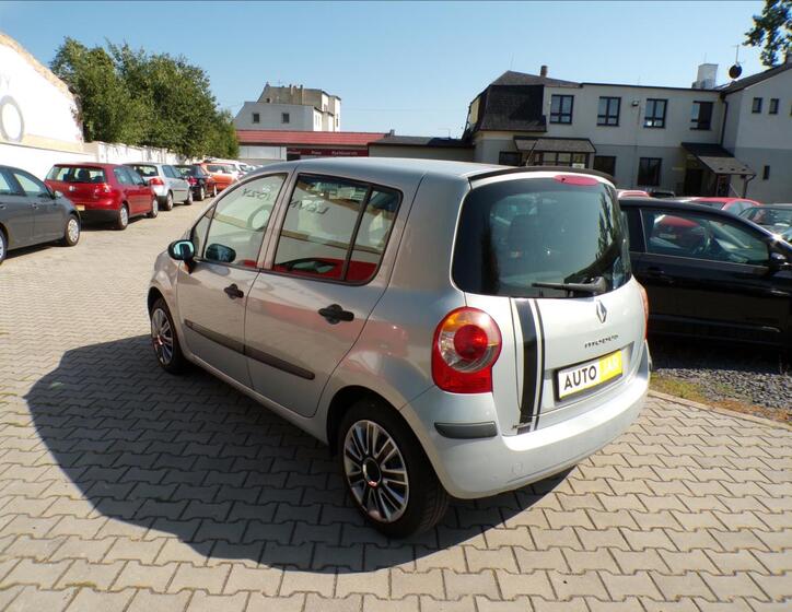 Renault Modus 4