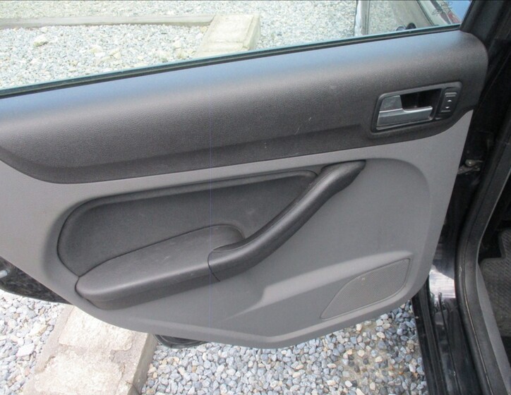 Ford Focus 12
