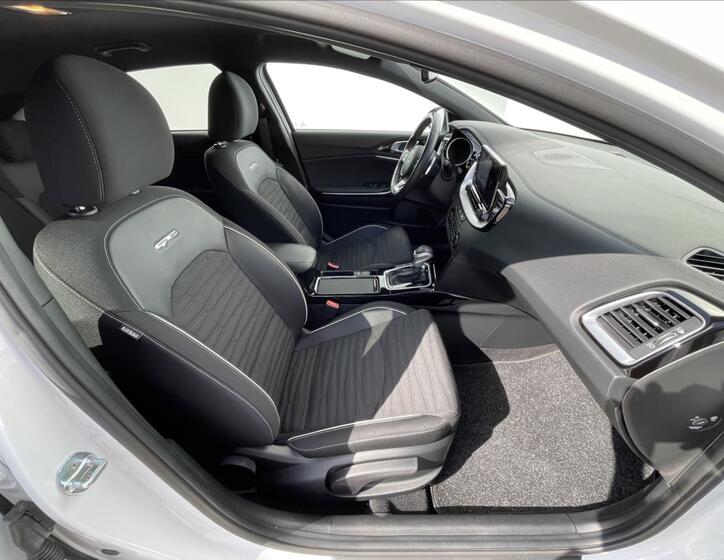 KIA ProCeed 17