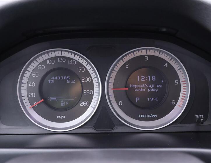 Volvo S80 15