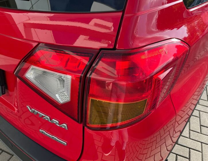 Suzuki Vitara 11